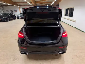 Mercedes-Benz C 180 Edition AMG Line PANO