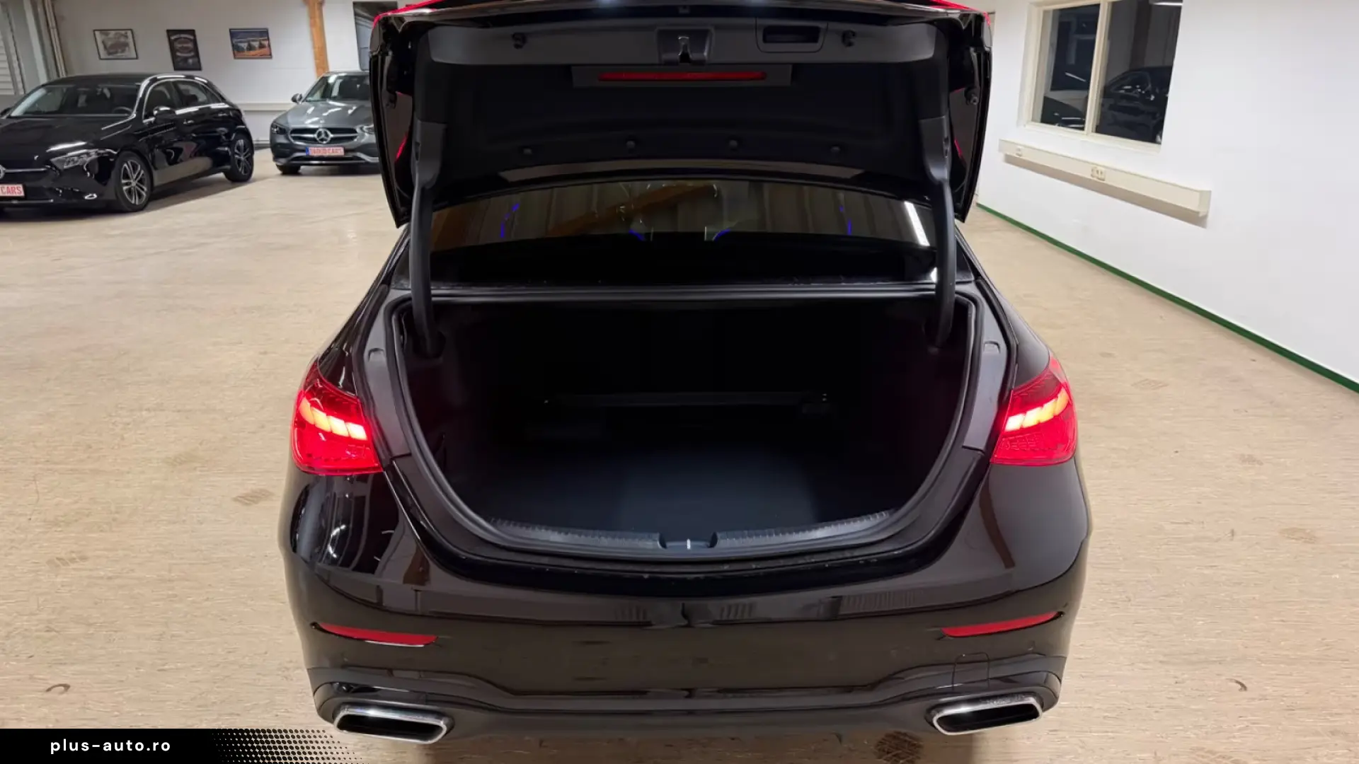 Mercedes-Benz C 180 Edition AMG Line PANO