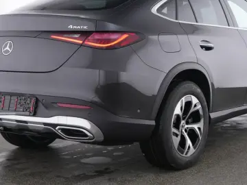 MERCEDES-BENZ GLC 300 de 4M COUPE Panorama