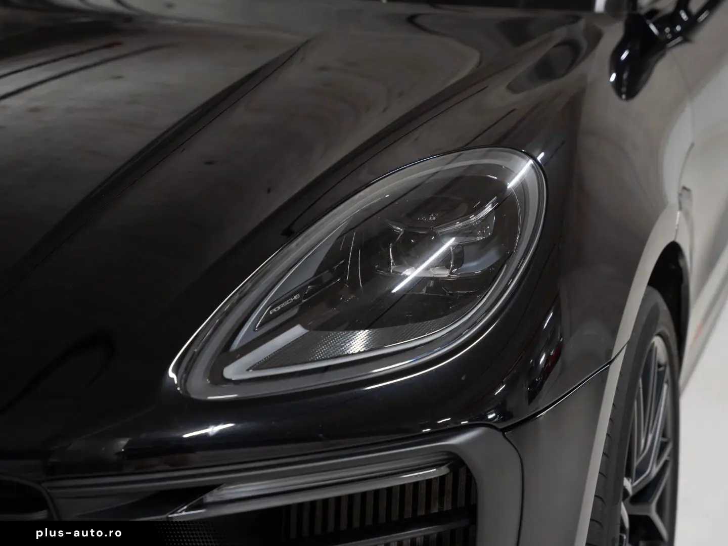 PORSCHE Macan GTS BOSE Sport
