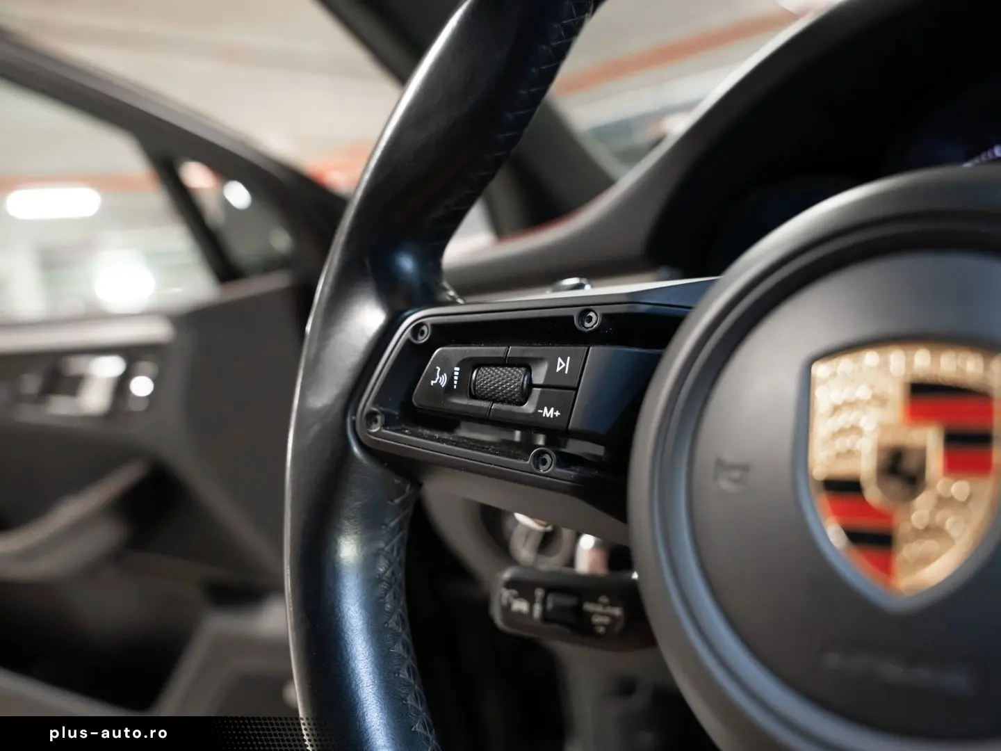 PORSCHE Macan GTS BOSE Sport