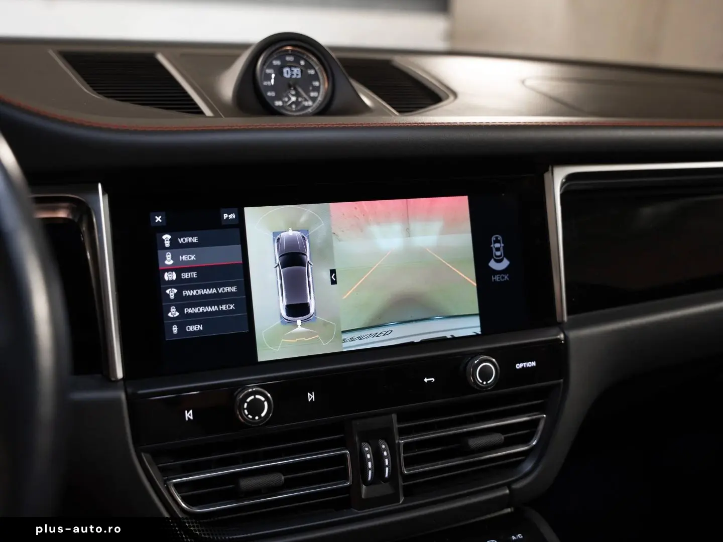 PORSCHE Macan GTS BOSE Sport