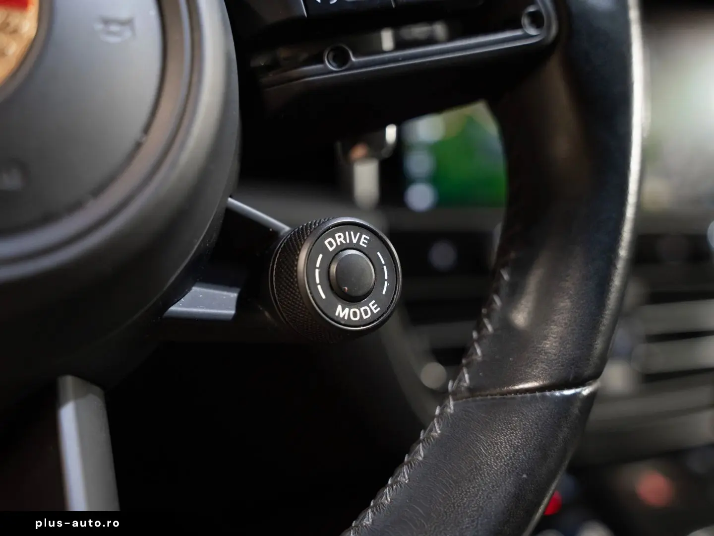 PORSCHE Macan GTS BOSE Sport