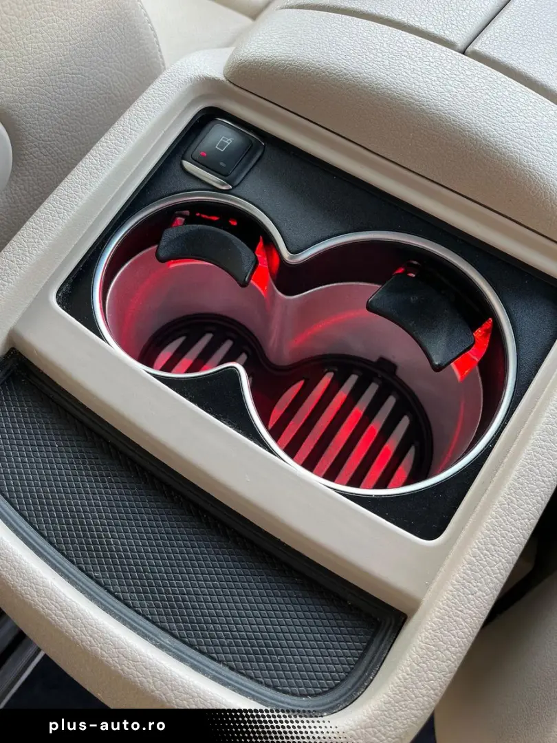 MERCEDES-BENZ V300 Avantgarde Edition AMG MBUX