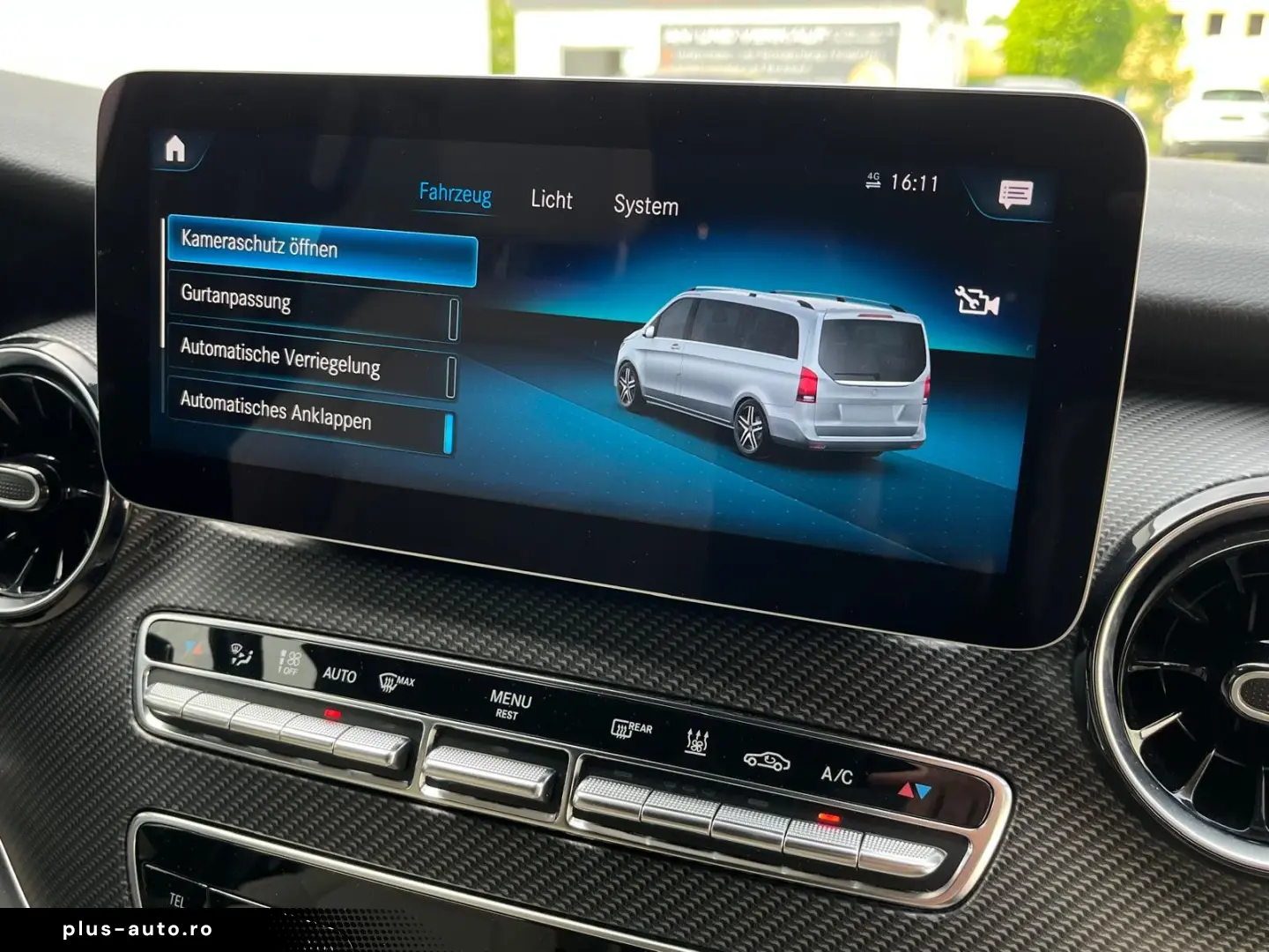 MERCEDES-BENZ V300 Avantgarde Edition AMG MBUX