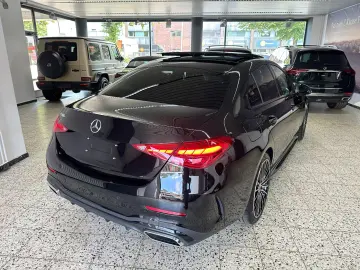 Mercedes-Benz C 200 AMG   NIGHT