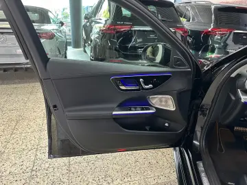 Mercedes-Benz C 200 AMG   NIGHT