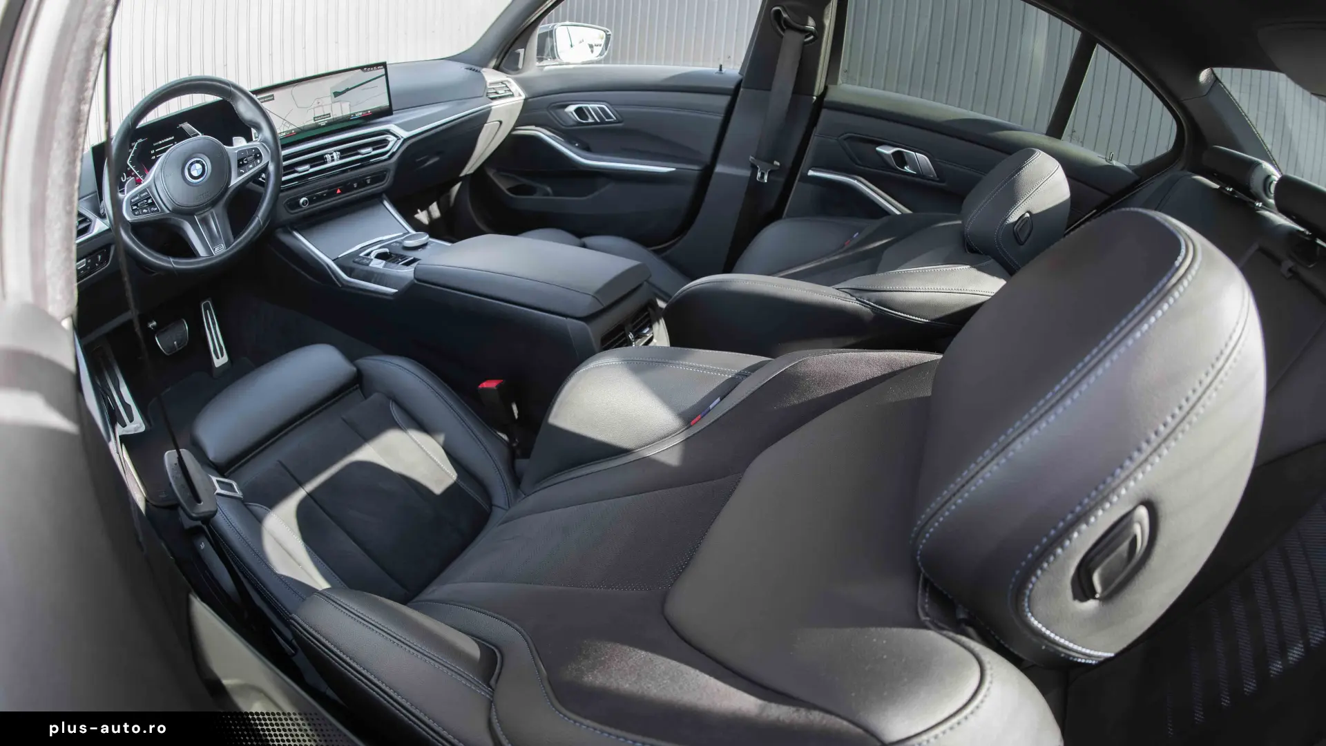 BMW Seria 3 330e xDrive Aut. M Sport