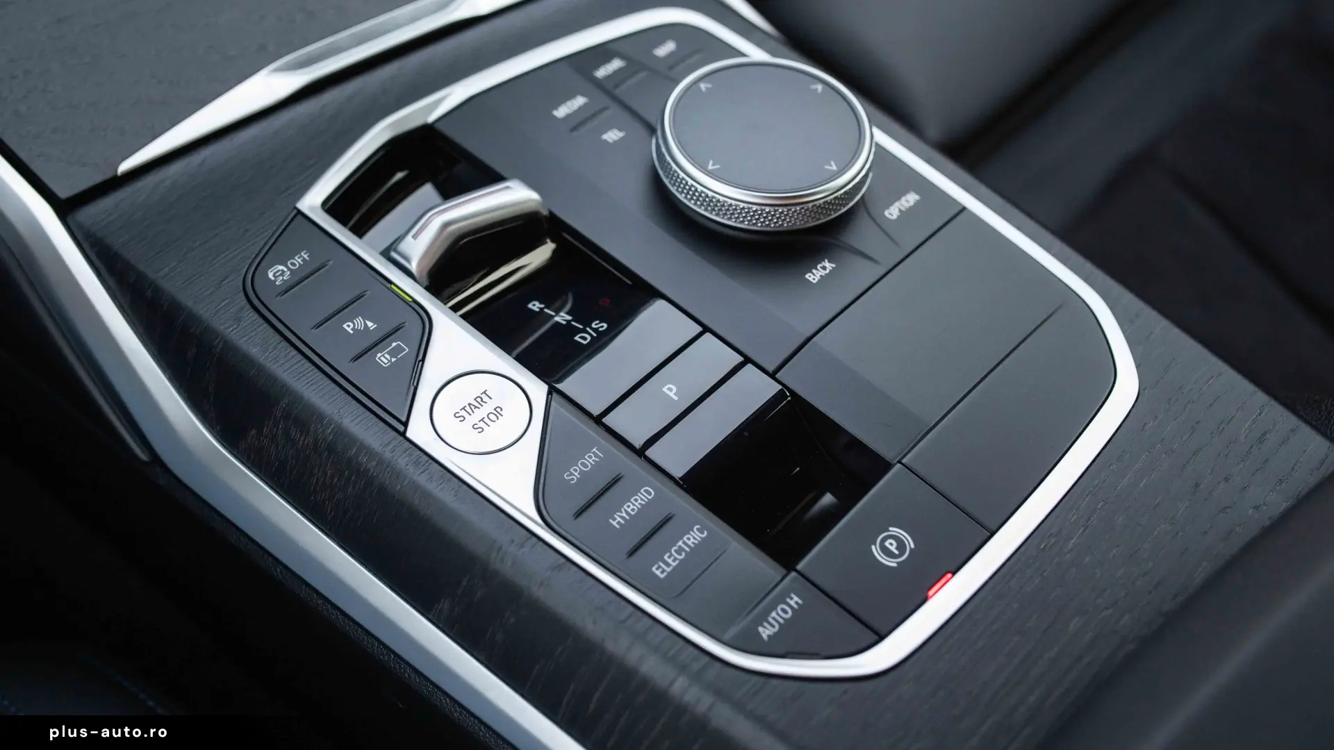 BMW Seria 3 330e xDrive Aut. M Sport