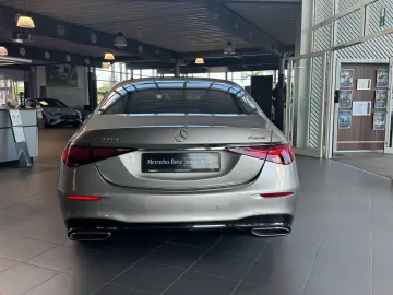 MERCEDES-BENZ S 400 d 4M L AMG Line First-Class