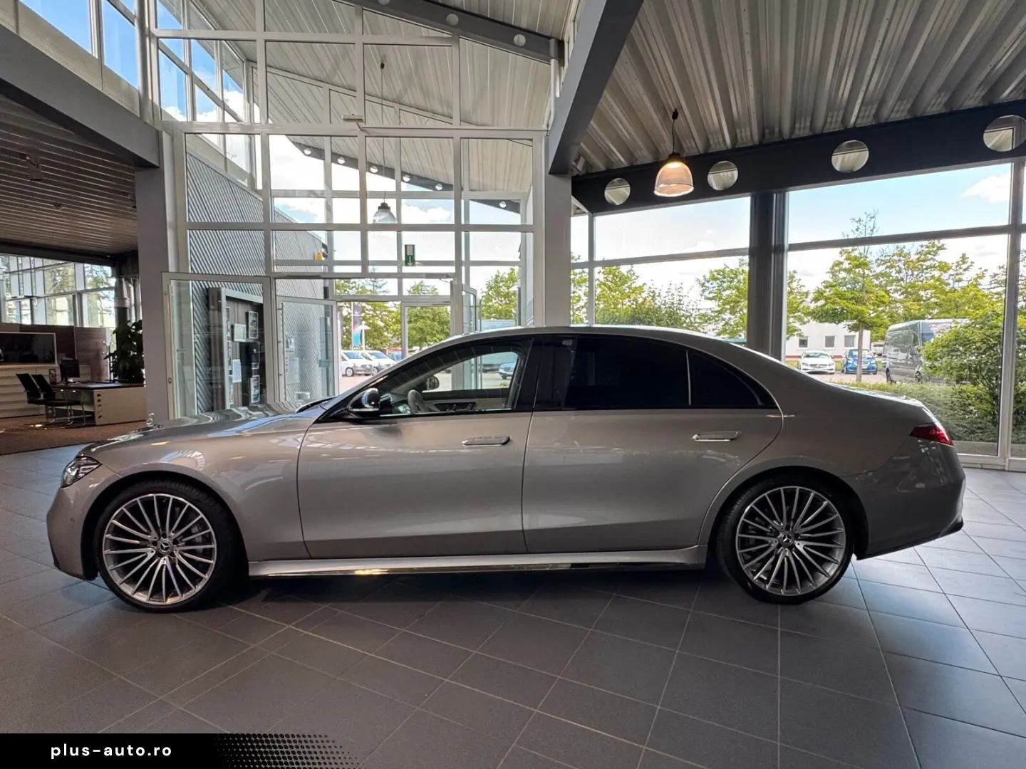 MERCEDES-BENZ S 400 d 4M L AMG Line First-Class