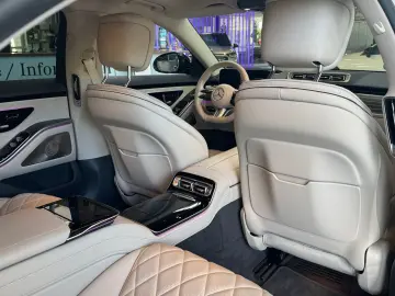 MERCEDES-BENZ S 400 d 4M L AMG Line First-Class