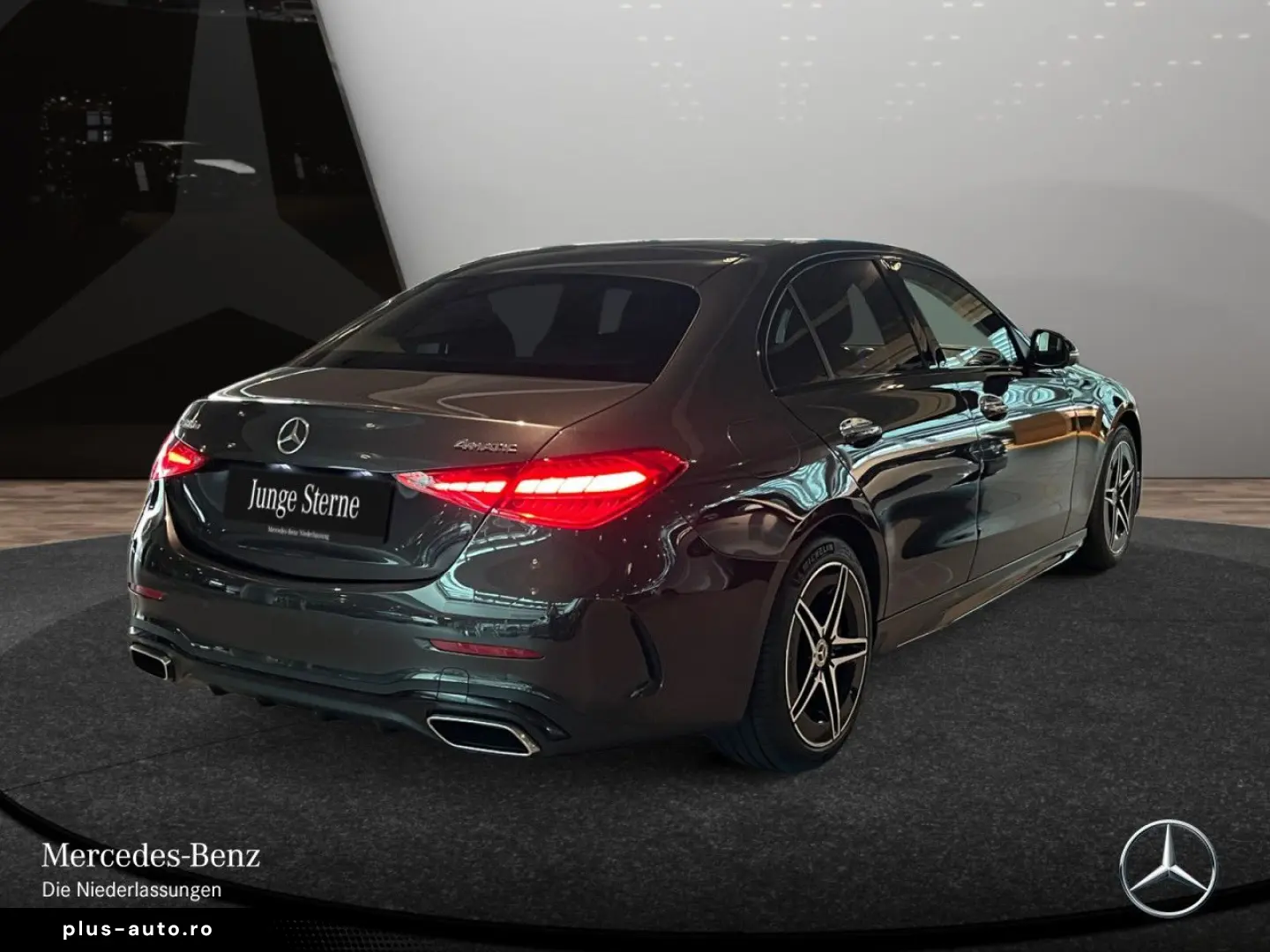 MERCEDES-BENZ C 400 e 4M AMG Night DigiLight Pano Di&hellip;