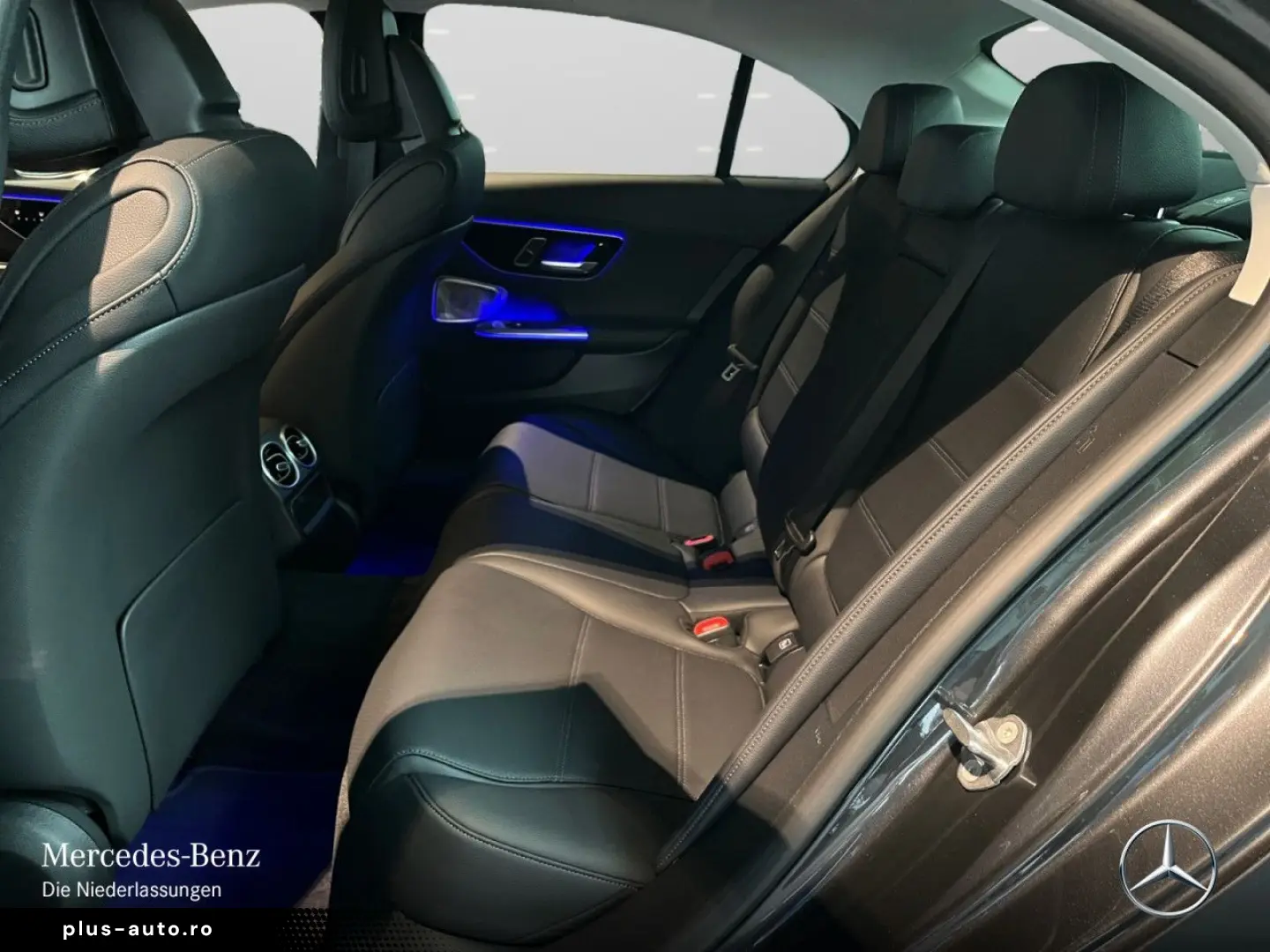MERCEDES-BENZ C 400 e 4M AMG Night DigiLight Pano Di&hellip;