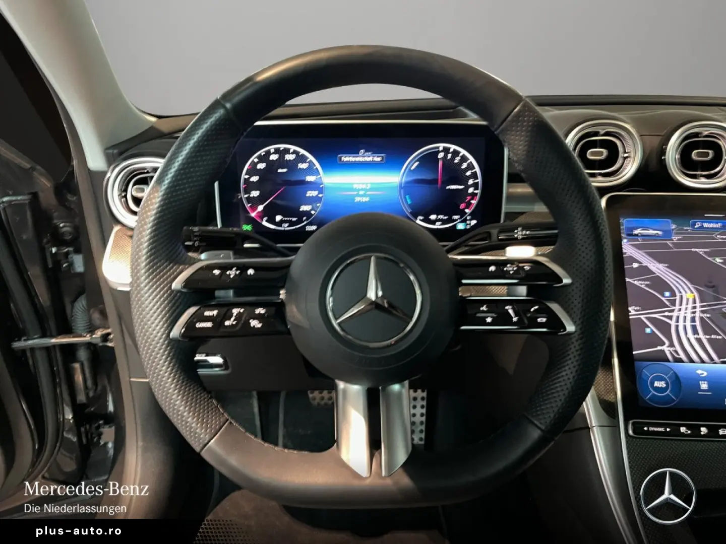 MERCEDES-BENZ C 400 e 4M AMG Night DigiLight Pano Di&hellip;
