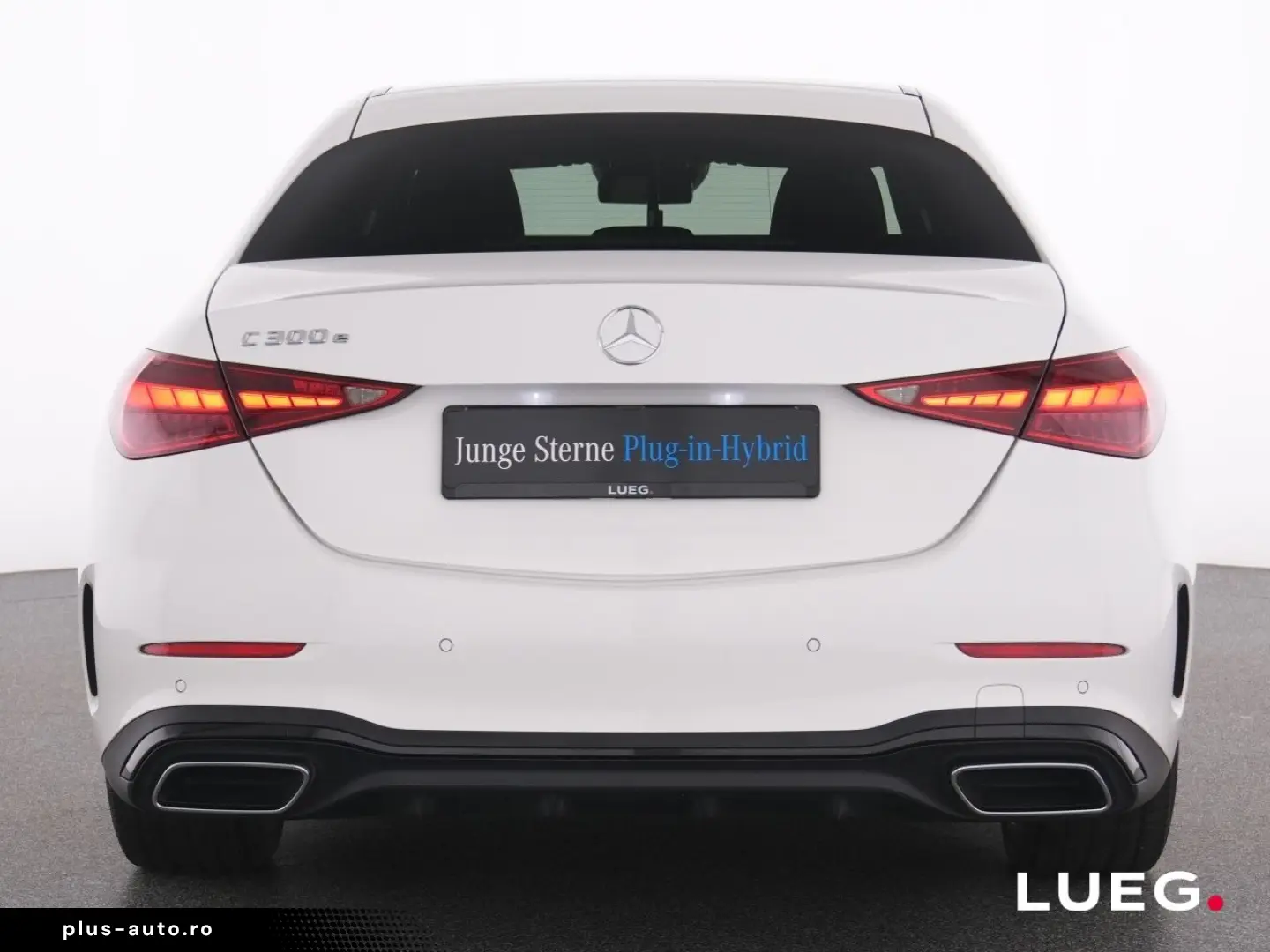MERCEDES-BENZ C 300 e AMG MBUX LED-HP Night Sound Amb 360