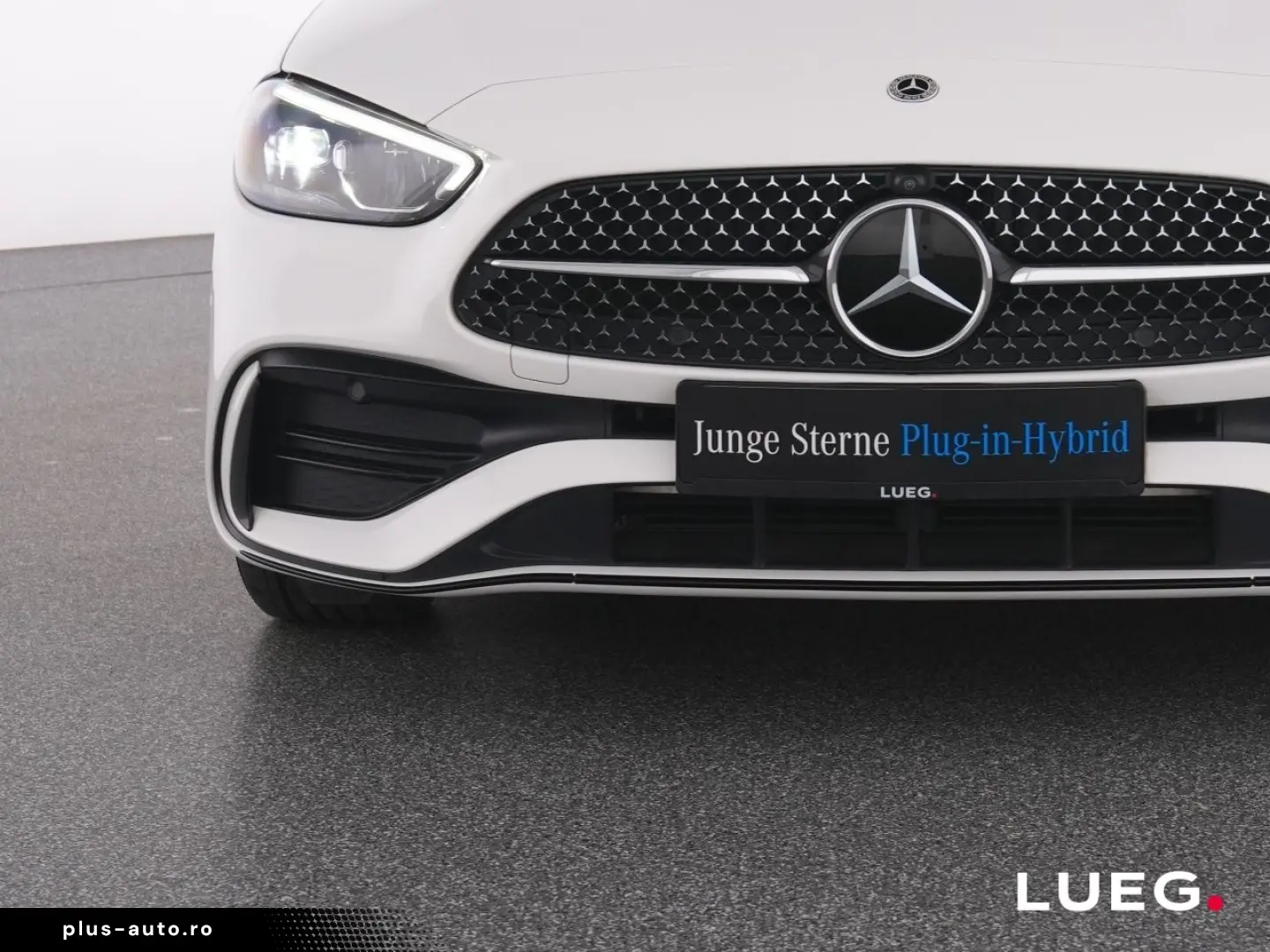 MERCEDES-BENZ C 300 e AMG MBUX LED-HP Night Sound Amb 360