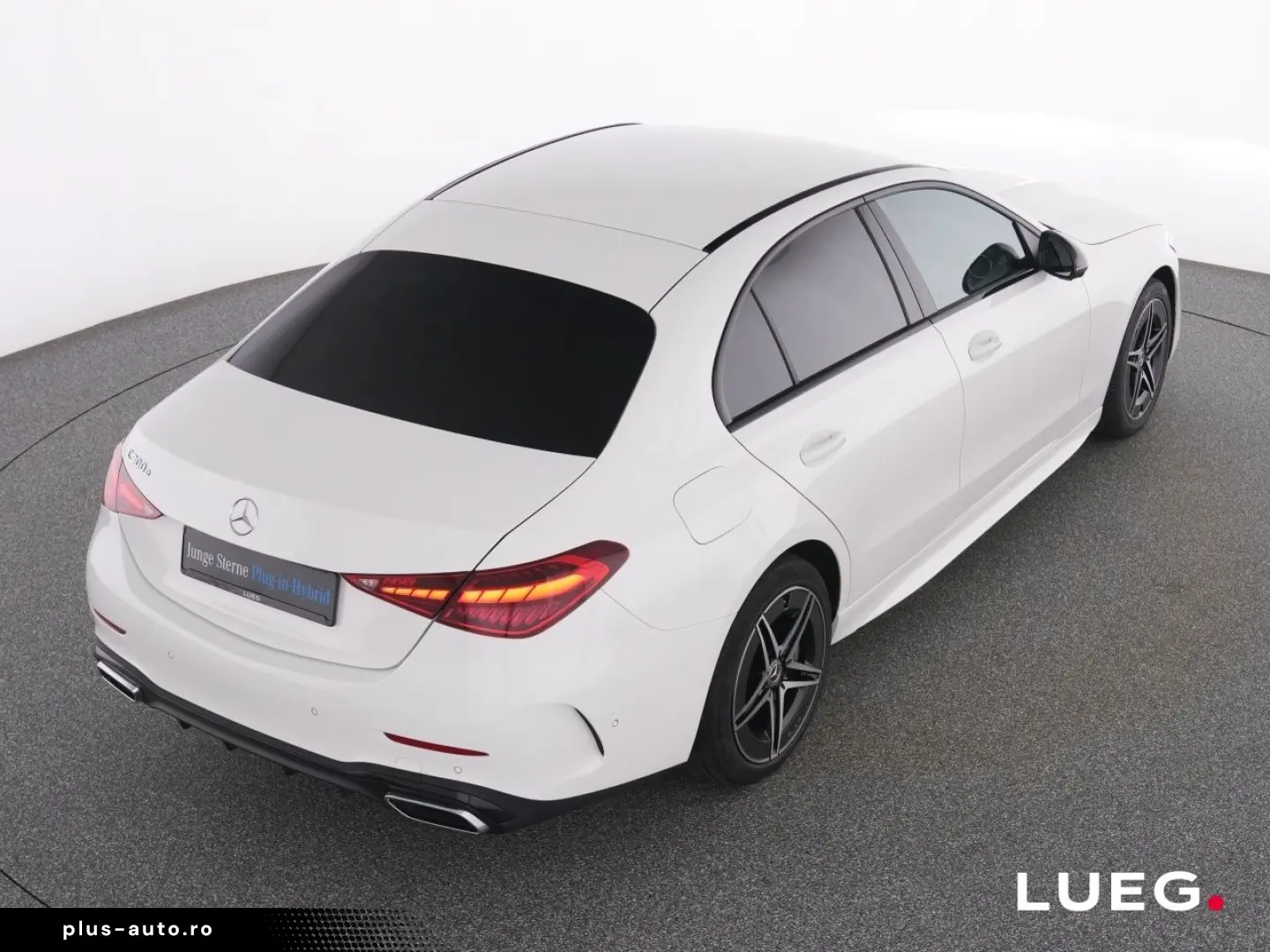 MERCEDES-BENZ C 300 e AMG MBUX LED-HP Night Sound Amb 360