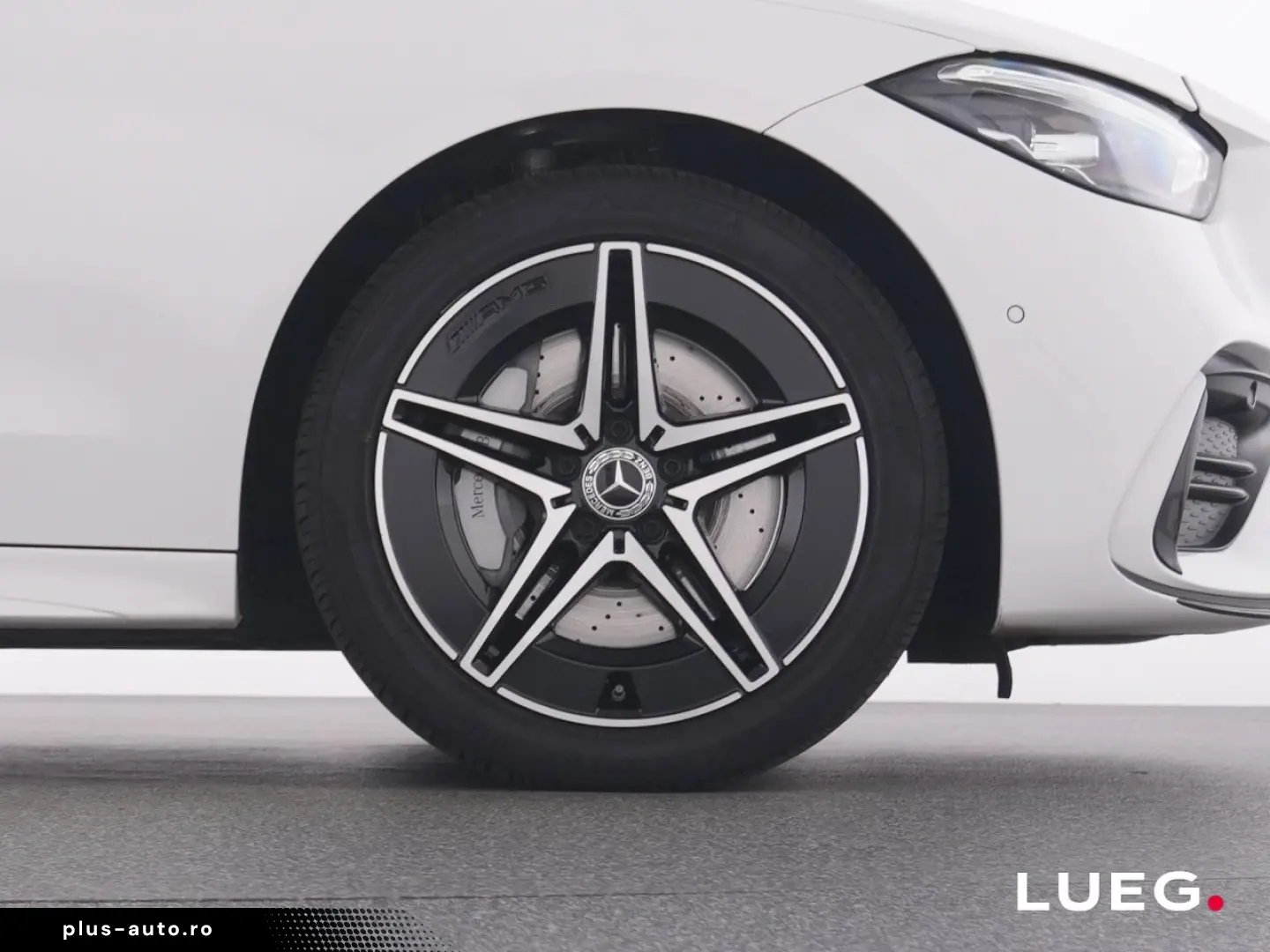 MERCEDES-BENZ C 300 e AMG MBUX LED-HP Night Sound Amb 360