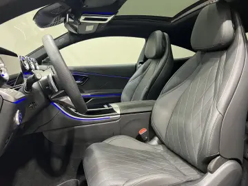 MERCEDES-BENZ CLE 300 e Coupe AMG Pano Digital Sound…