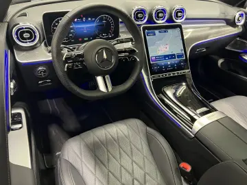 MERCEDES-BENZ CLE 300 e Coupe AMG Pano Digital Sound…