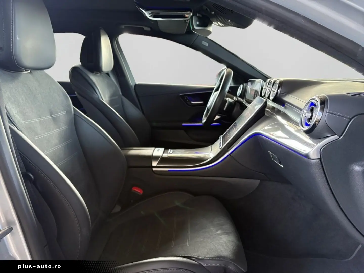MERCEDES-BENZ C 300 e AMG NIGHT DISTR PANO 360  LED