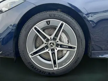MERCEDES-BENZ C 300 e AMG DISTRO 360 HUD KEYLESS SOUND