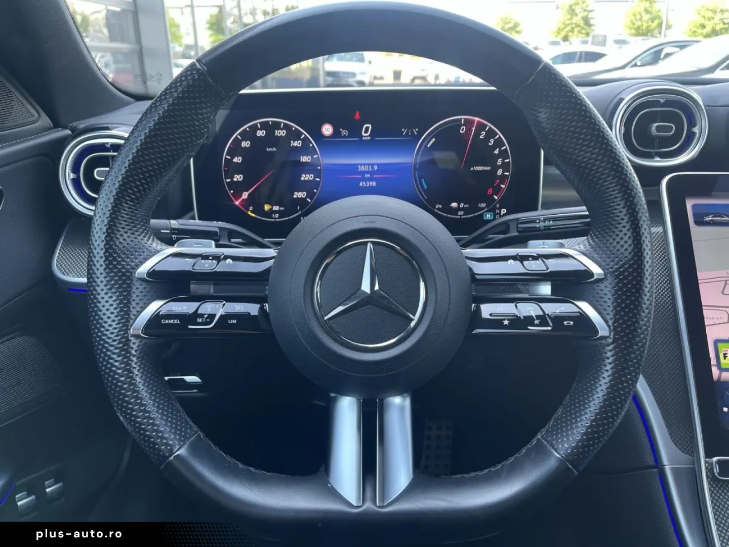 MERCEDES-BENZ C 300 e AMG NIGHT DIGI LIGHT TOTW AMBIENTE 360