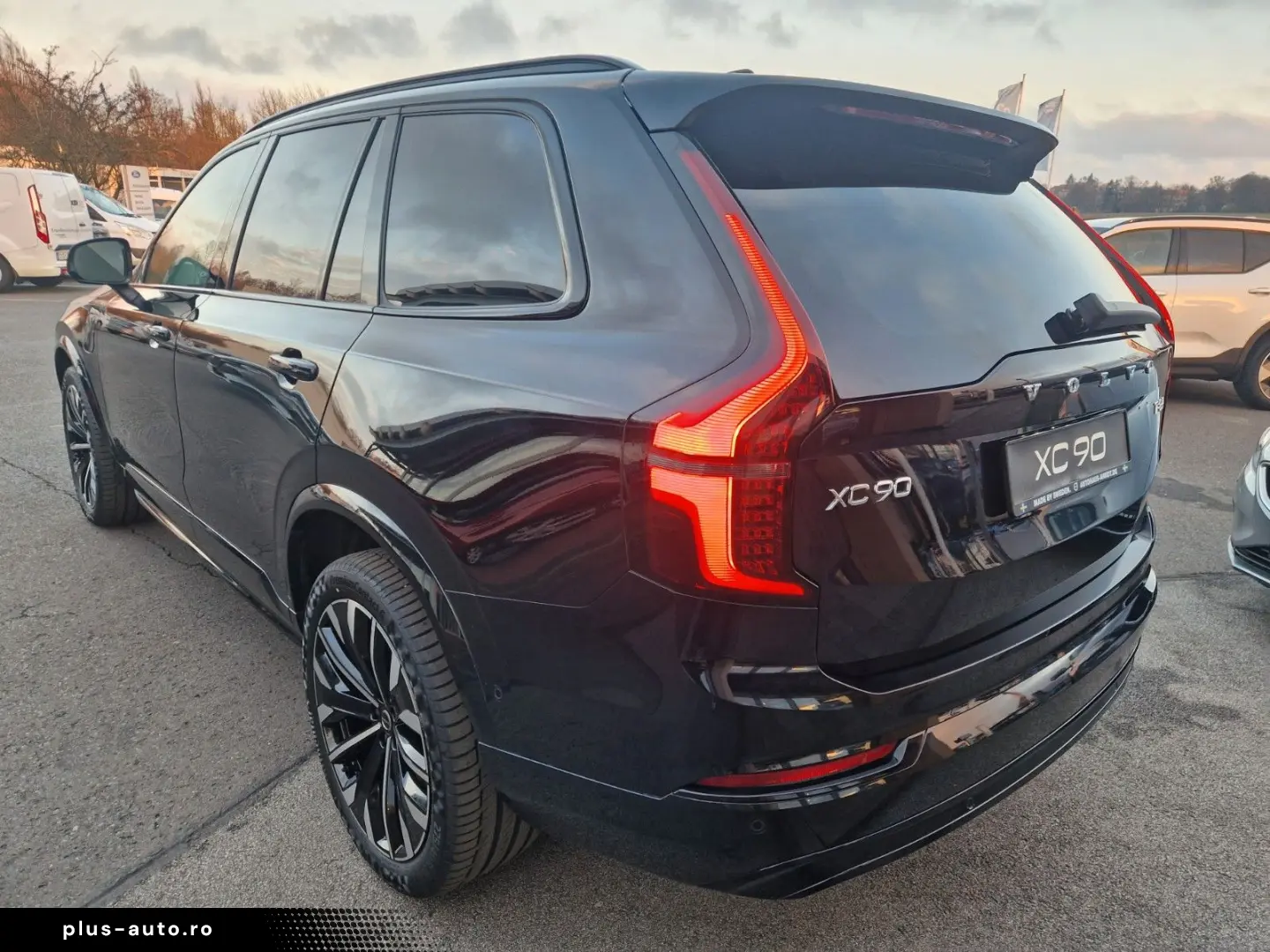 VOLVO XC90 T8 Plus Dark Ventilation 360