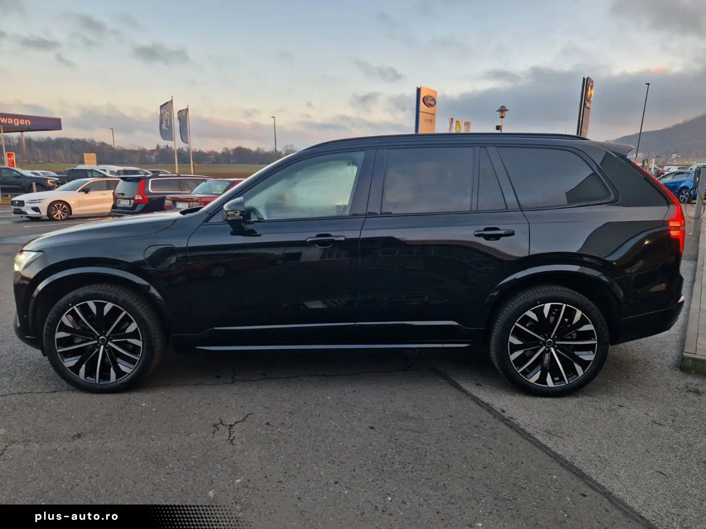 VOLVO XC90 T8 Plus Dark Ventilation 360