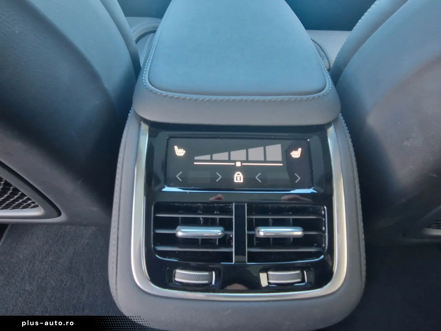 VOLVO XC90 T8 Plus Dark Ventilation 360