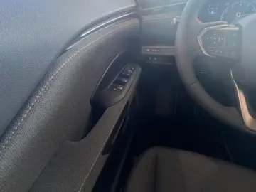 Lexus LBX Basis 1.5 KOMFORT-PAK. SHZ 15J