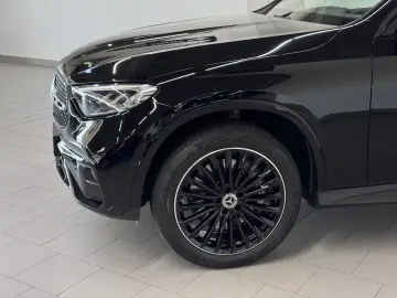 MERCEDES-BENZ GLC 400 e 4M AMG NIGHT PANO AHK MEMORY…