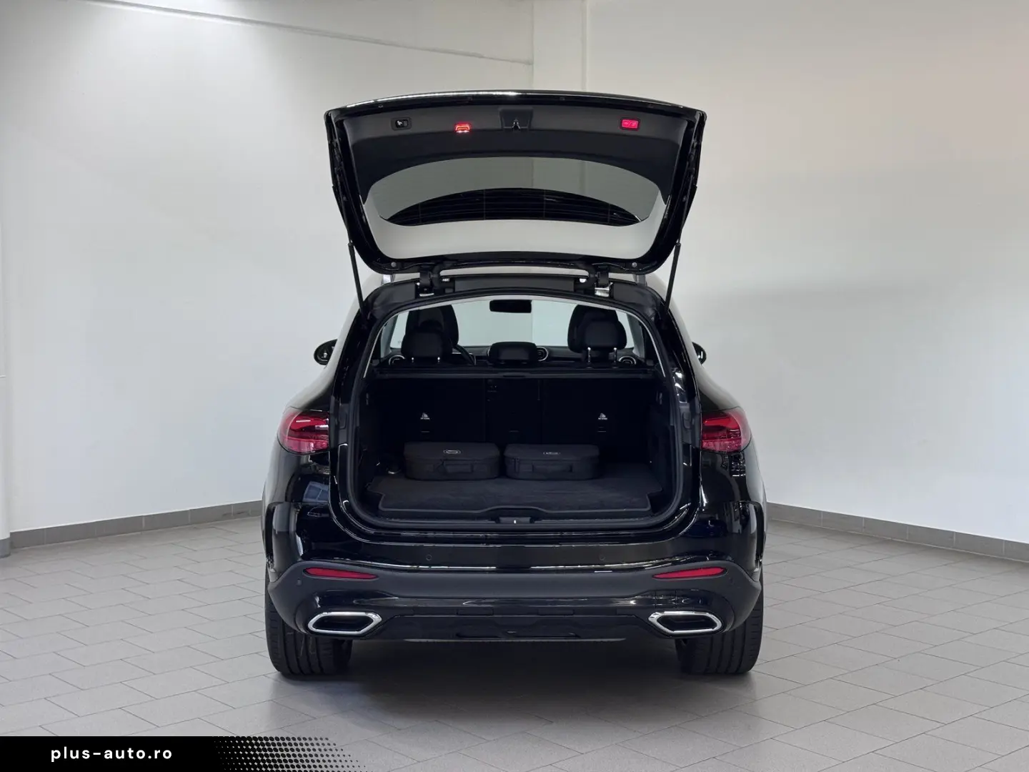 MERCEDES-BENZ GLC 400 e 4M AMG NIGHT PANO AHK MEMORY&hellip;