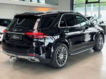 MERCEDES-BENZ GLE 350 de 4M AMG Pano AIRMATIC AHK Le…
