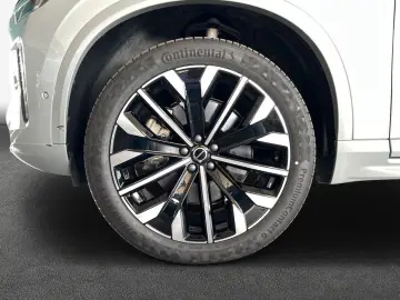VOLVO XC90 T8 UltraBright Massage Ventilation B&W 360