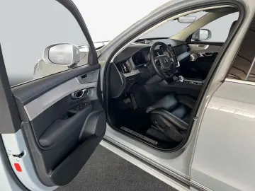 VOLVO XC90 T8 UltraBright Massage Ventilation B&W 360