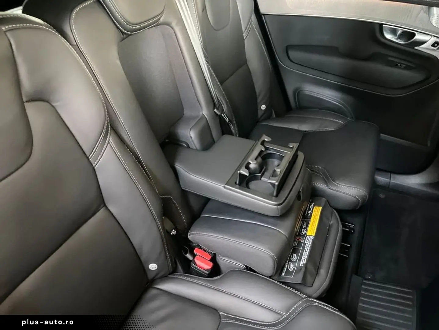 VOLVO XC90 T8 UltraBright Massage Ventilation B&W 360