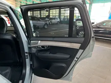 VOLVO XC90 T8 UltraBright Massage Ventilation B&W 360