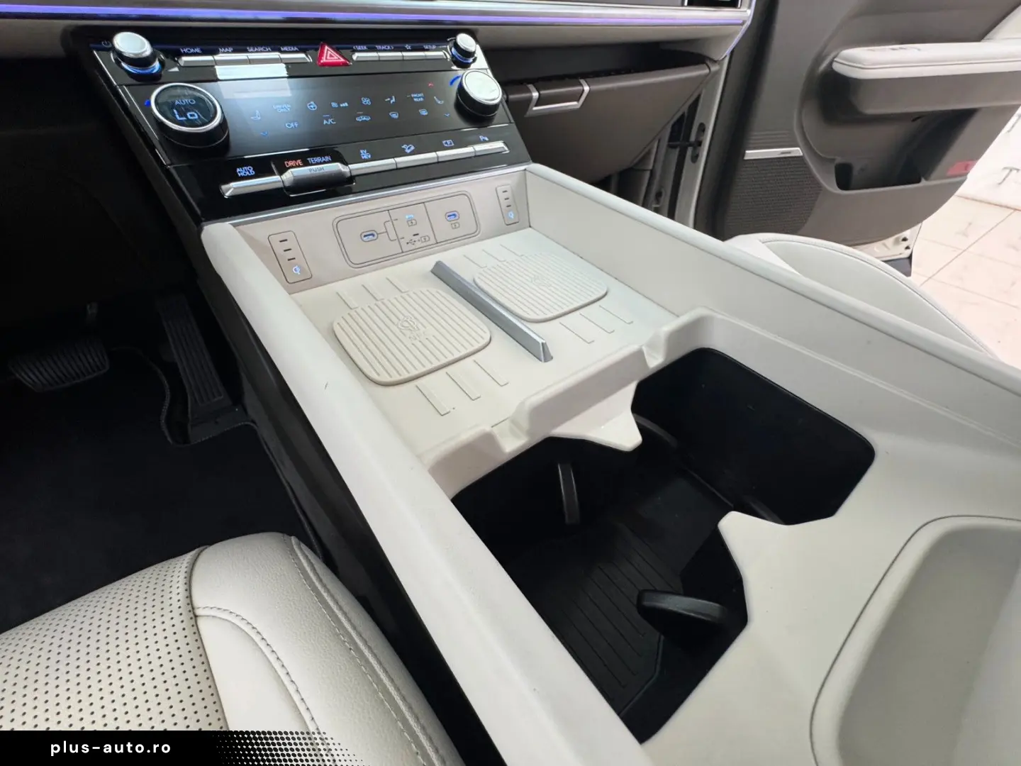 HYUNDAI Santa Fe 2025 — imagine 23