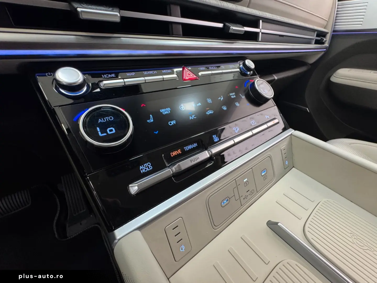 HYUNDAI Santa Fe 2025 — imagine 37