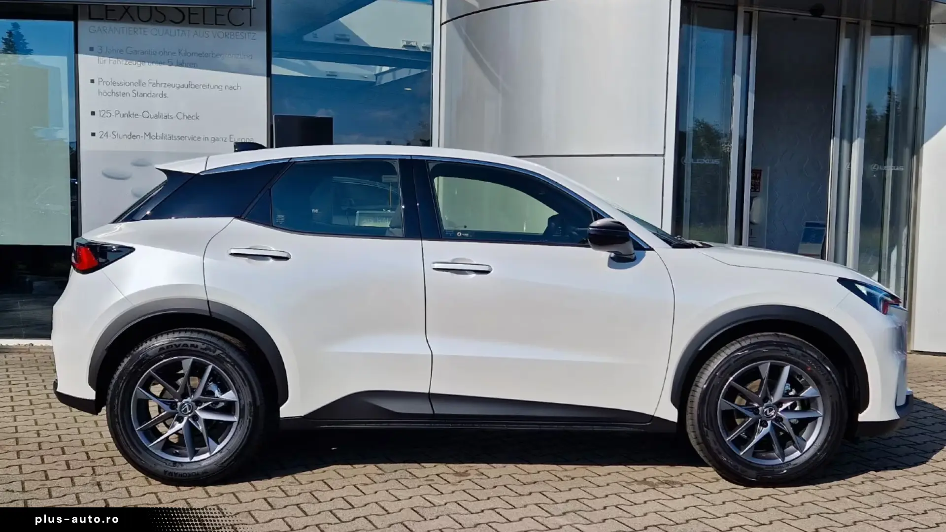 Lexus LBX 1 5 FWD Komfort Paket