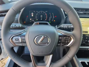 Lexus LBX 1 5 FWD Komfort Paket