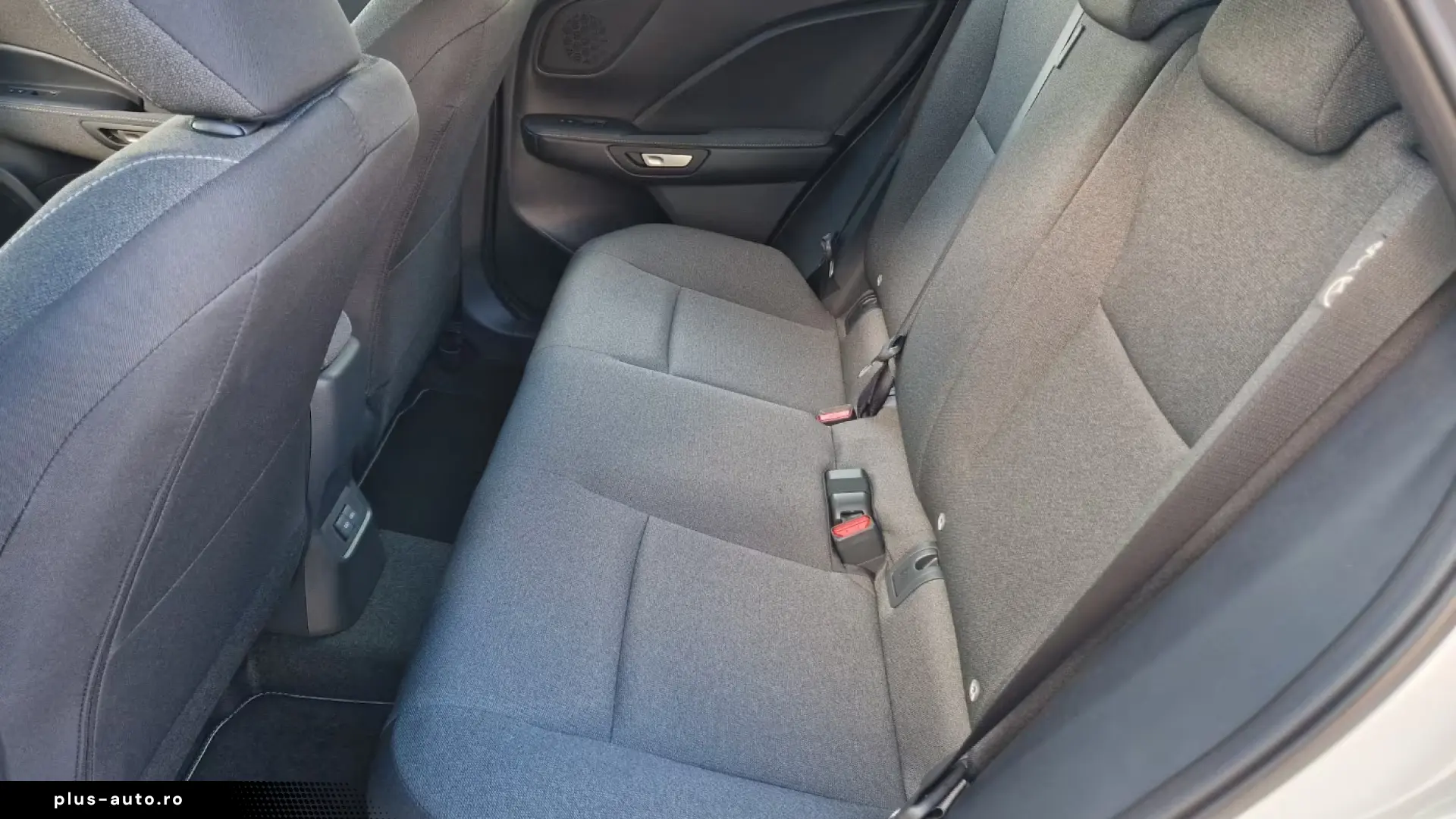Lexus LBX 1 5 FWD Komfort Paket