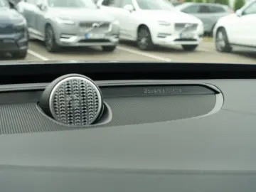 VOLVO XC90 UltraBright T8 Massage Ventilation AirSusp B&W