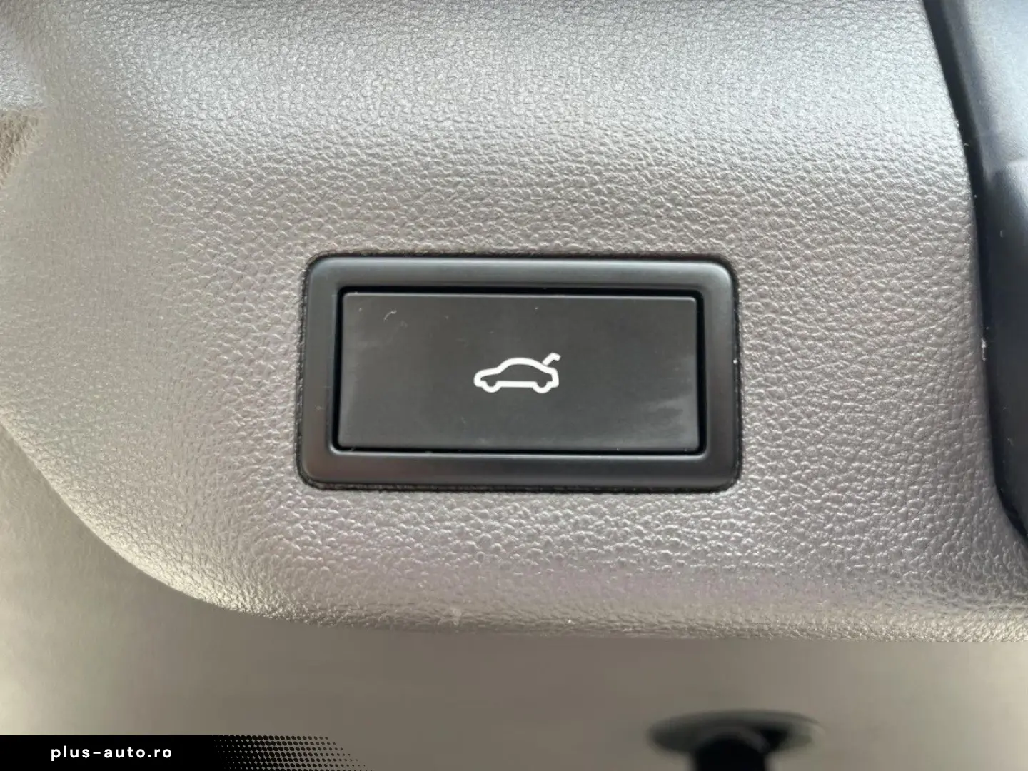 VW Multivan T7 2 0 TDI DSG