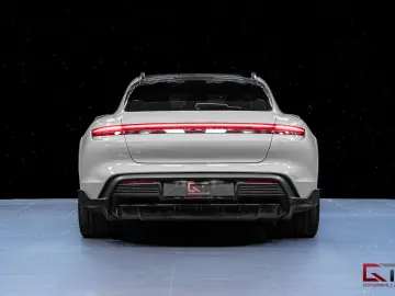 PORSCHE Taycan 4S Cross Turismo 21  Pano 18-way BOSE