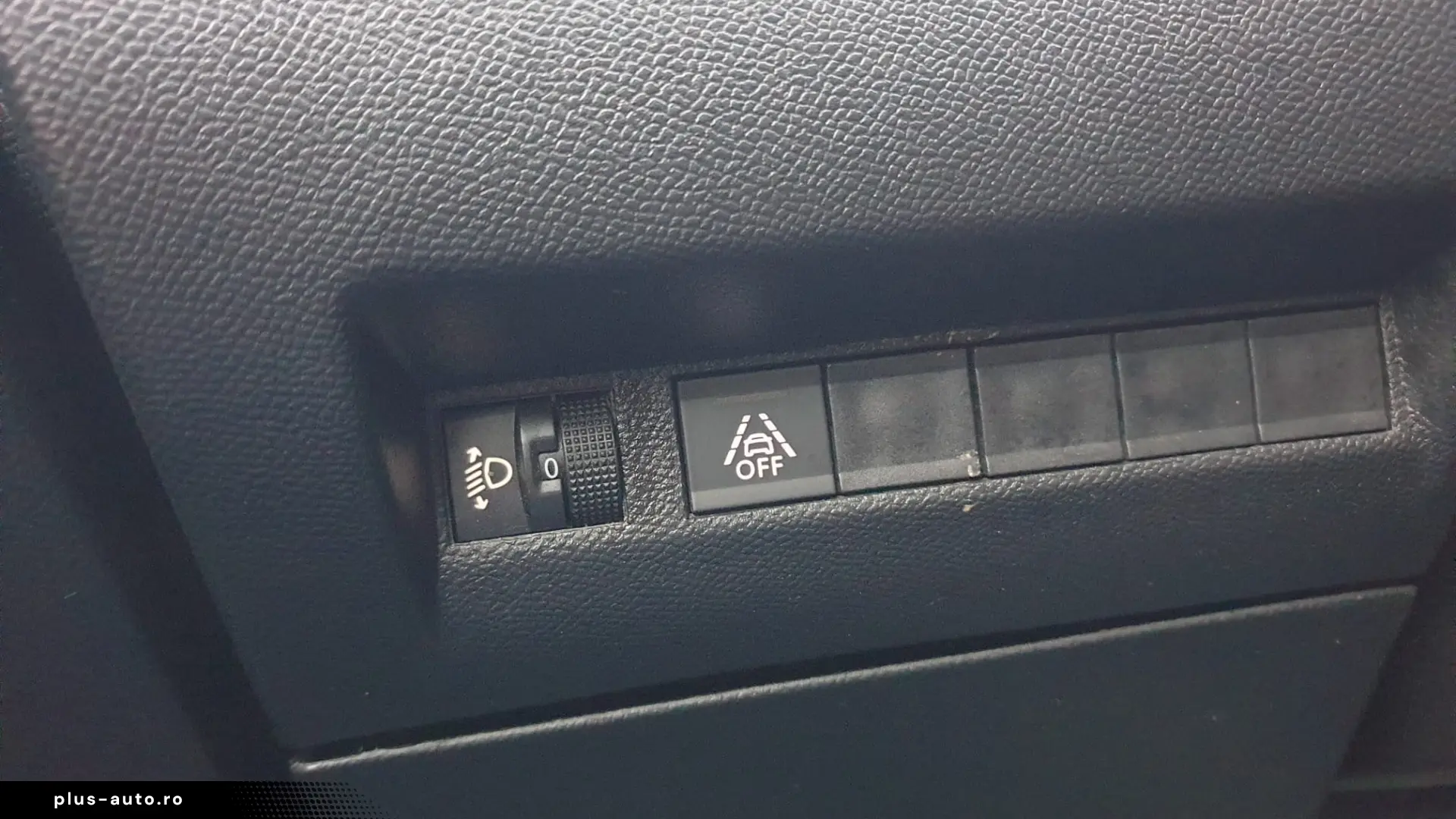 Peugeot 2008 1.5 BlueHDI 102CP Active – Garanție 6 Luni