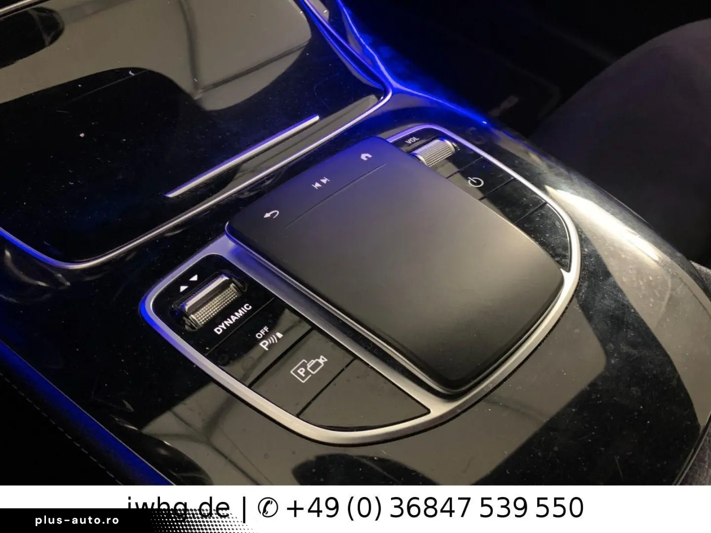 MERCEDES-BENZ E300e 2x AMG Designo MB-LED FahrAss  HeadUp
