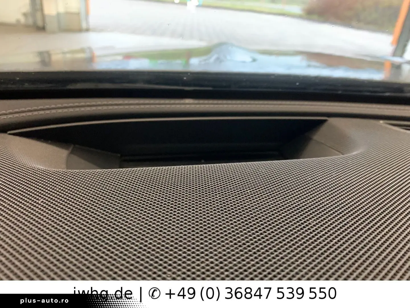 MERCEDES-BENZ E300e 2x AMG Designo MB-LED FahrAss  HeadUp